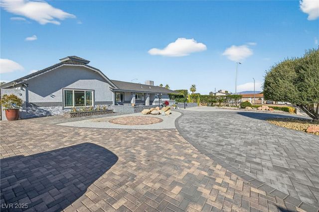 3183 Ramrod Street, Las Vegas, NV 89108