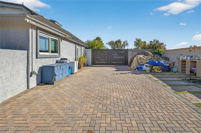 3183 Ramrod Street, Las Vegas, NV 89108