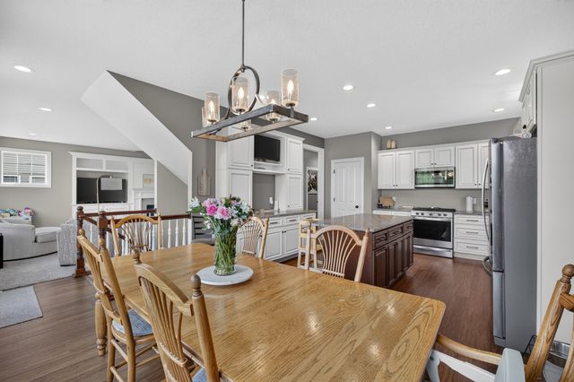 6201 Lillie Avenue, Davenport, IA 52806