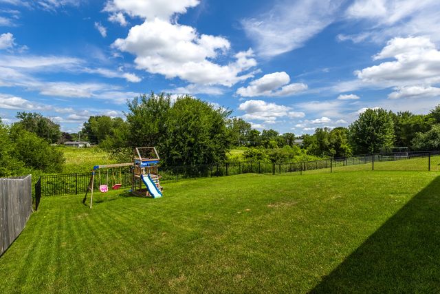 6201 Lillie Avenue, Davenport, IA 52806