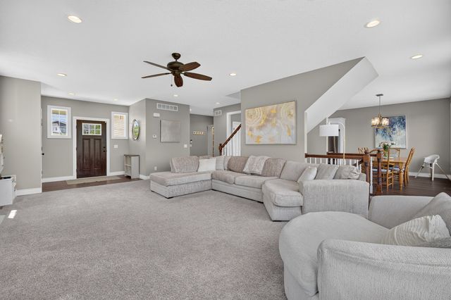 6201 Lillie Avenue, Davenport, IA 52806