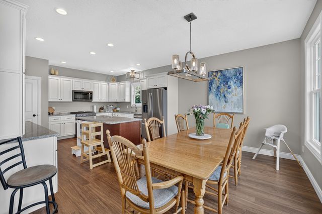 6201 Lillie Avenue, Davenport, IA 52806