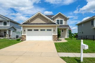 6201 Lillie Avenue, Davenport, IA 52806