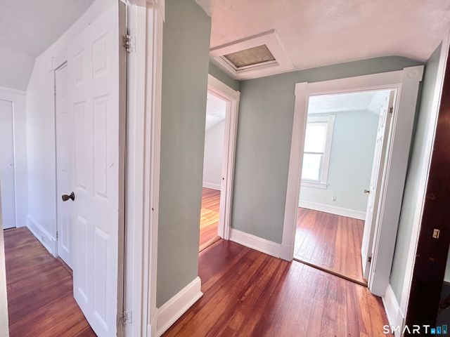 26 Crescent Street, New London, CT 06320