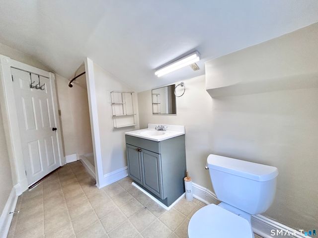 26 Crescent Street, New London, CT 06320