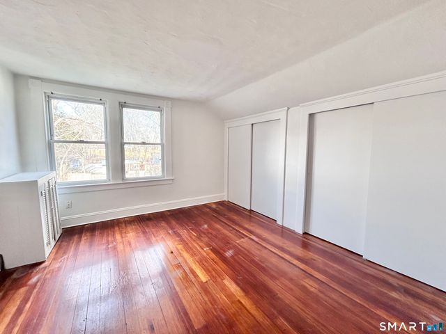 26 Crescent Street, New London, CT 06320
