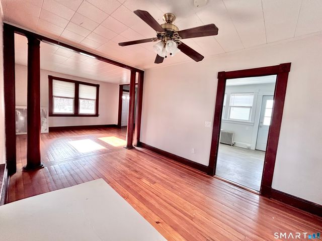 26 Crescent Street, New London, CT 06320