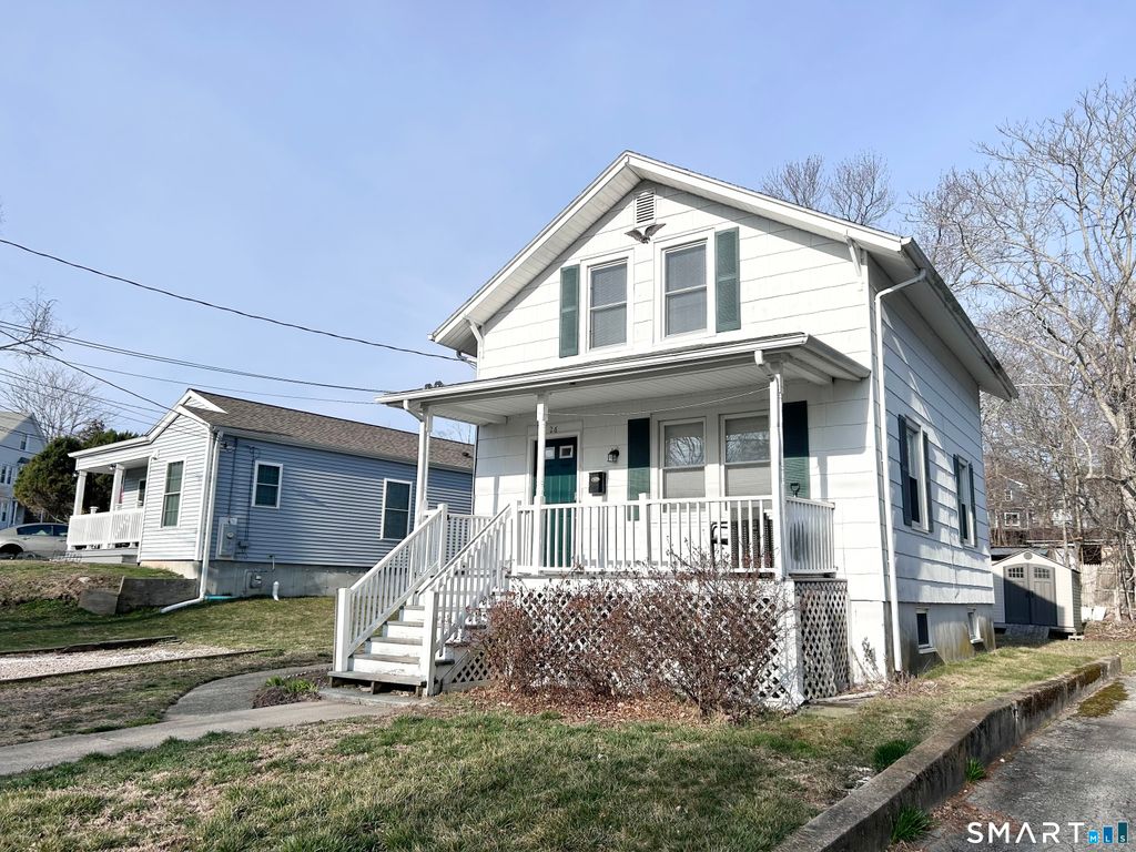26 Crescent Street, New London, CT 06320