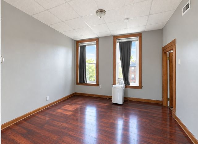 1854 S Ashland Avenue 2R, Chicago, IL 60608
