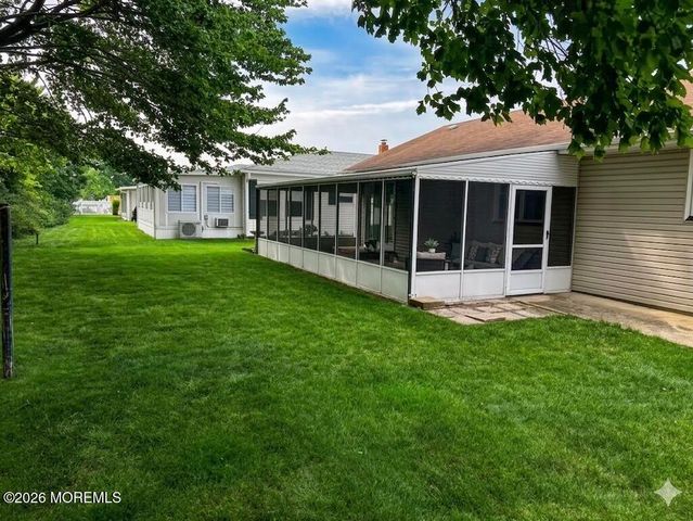 331 Barbados Drive N, Toms River, NJ 08757
