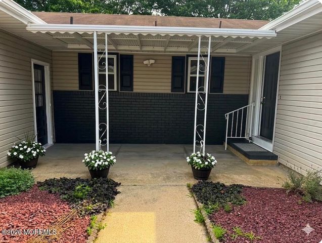 331 Barbados Drive N, Toms River, NJ 08757