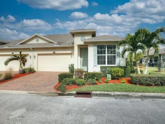7474 Great Oak Place, Vero Beach, FL 32966