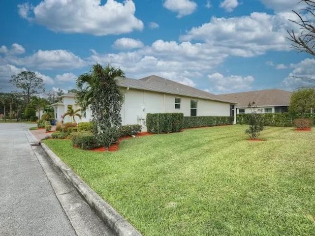 7474 Great Oak Place, Vero Beach, FL 32966