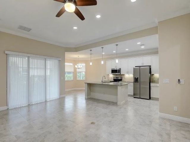 7474 Great Oak Place, Vero Beach, FL 32966