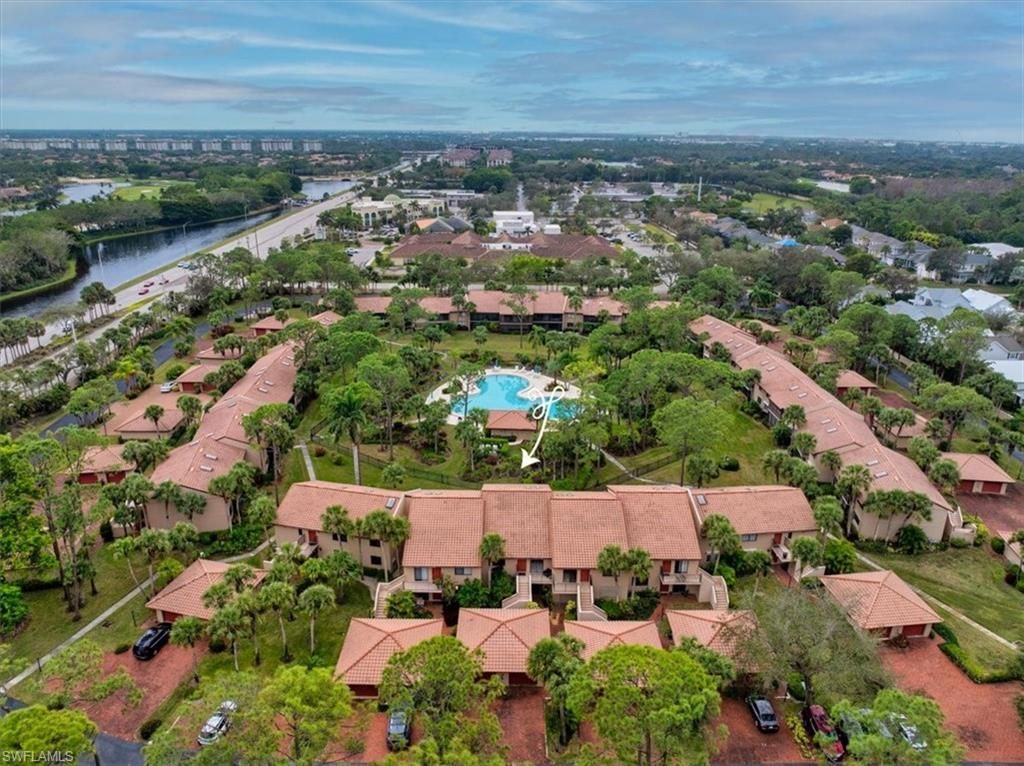 3219 Horse Carriage WAY 6, NAPLES, FL 34105 — exterior