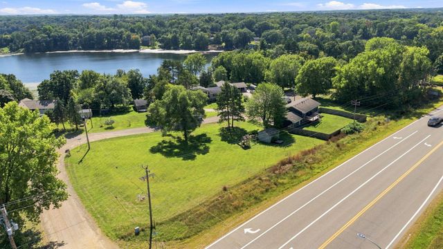 10201 209th Street N, Forest Lake, MN 55025