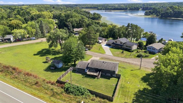 10201 209th Street N, Forest Lake, MN 55025