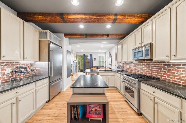 10528 Applebrook Circle, Highlands Ranch, CO 80130