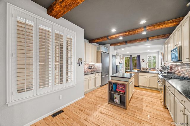 10528 Applebrook Circle, Highlands Ranch, CO 80130
