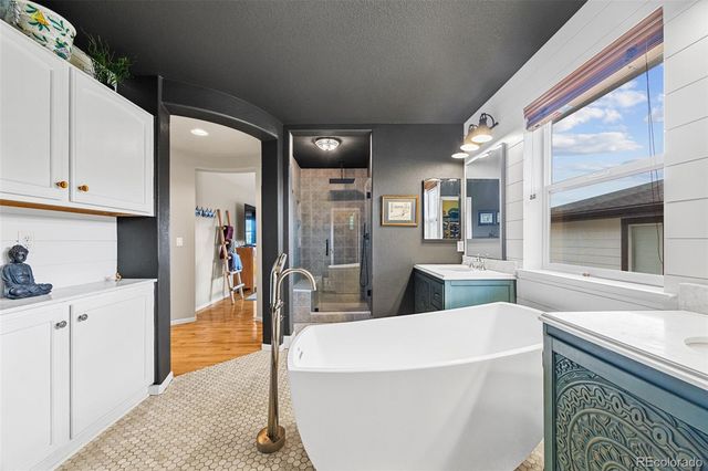 10528 Applebrook Circle, Highlands Ranch, CO 80130