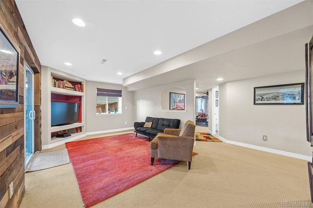 10528 Applebrook Circle, Highlands Ranch, CO 80130