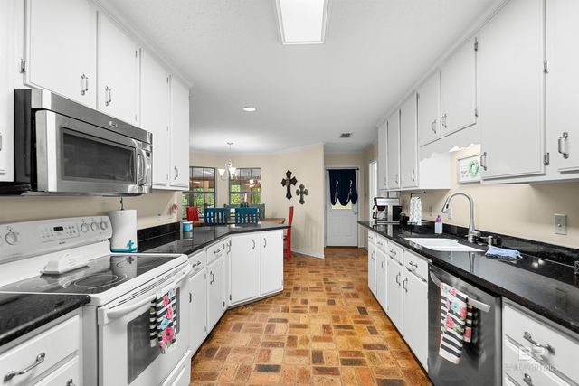 710 Holly Drive, Fairhope, AL 36532