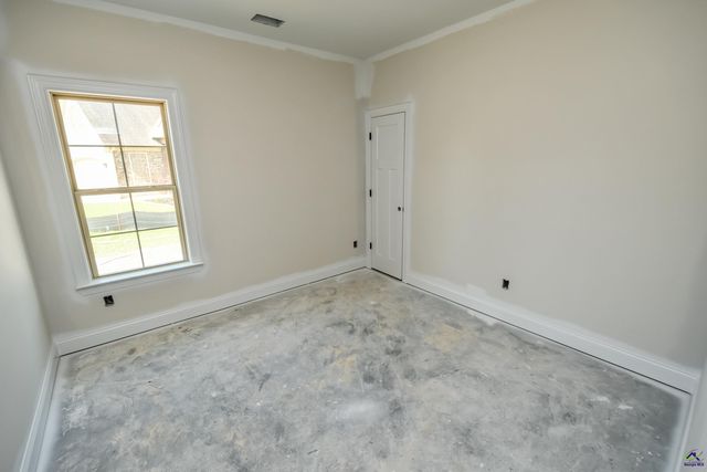 102 Rinns Way, Perry, GA 31069
