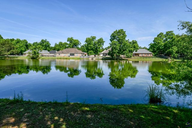 102 Rinns Way, Perry, GA 31069