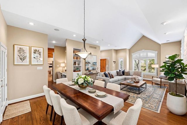 404 Overlook Dr, Kerrville, TX 78028