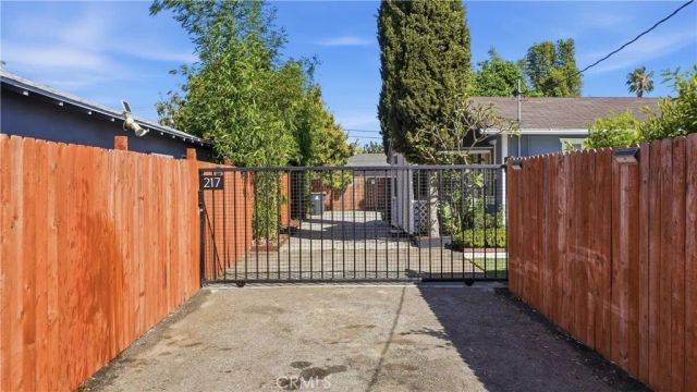 215 N Mcclay, Santa Ana, CA 92701