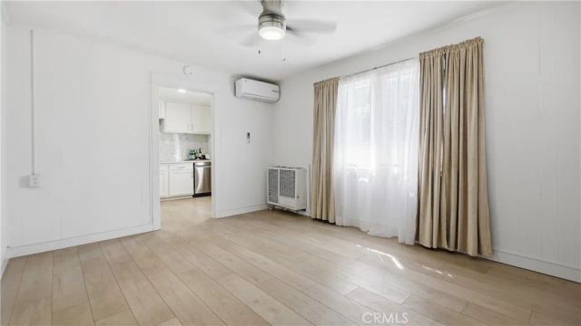 215 N Mcclay, Santa Ana, CA 92701