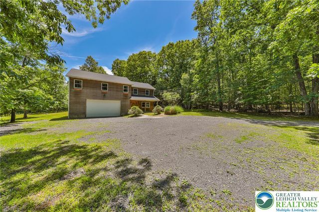 152 Inverhouse Road, Price Twp, PA 18332