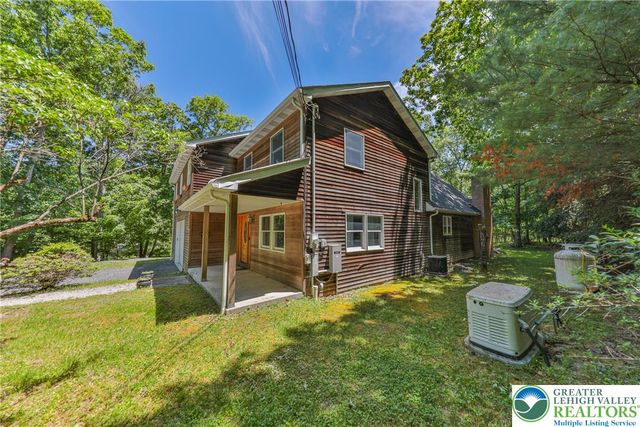 152 Inverhouse Road, Price Twp, PA 18332