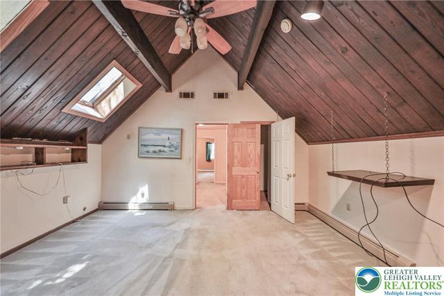 152 Inverhouse Road, Price Twp, PA 18332