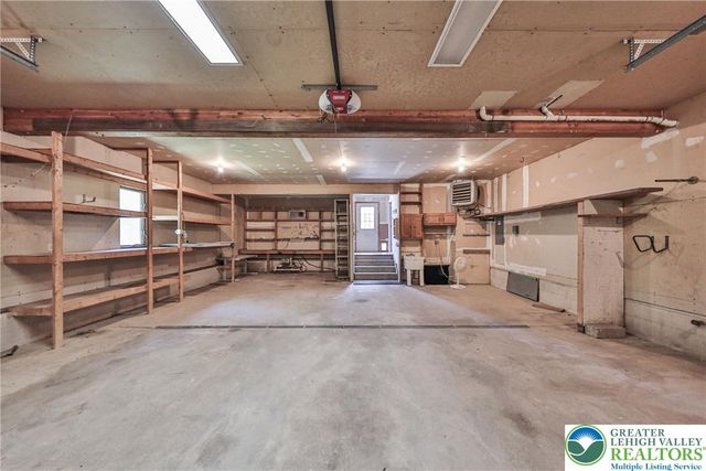 152 Inverhouse Road, Price Twp, PA 18332