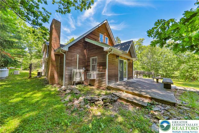 152 Inverhouse Road, Price Twp, PA 18332