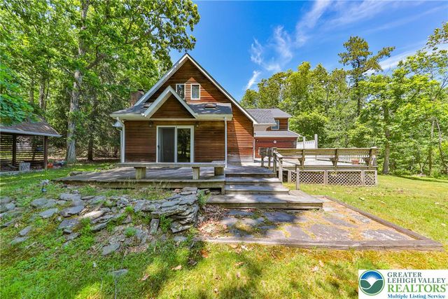 152 Inverhouse Road, Price Twp, PA 18332
