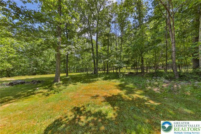 152 Inverhouse Road, Price Twp, PA 18332