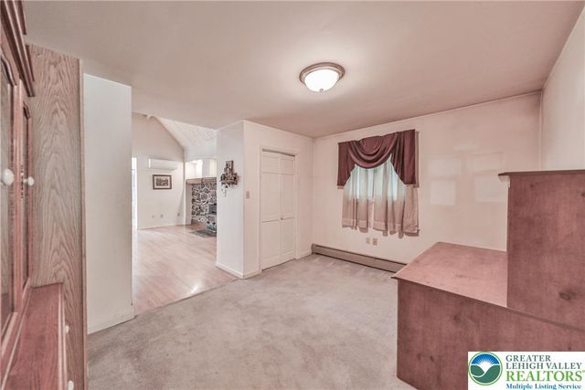 152 Inverhouse Road, Price Twp, PA 18332