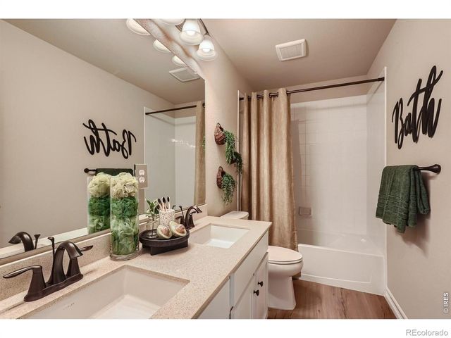 594 Crestone Street, Johnstown, CO 80534