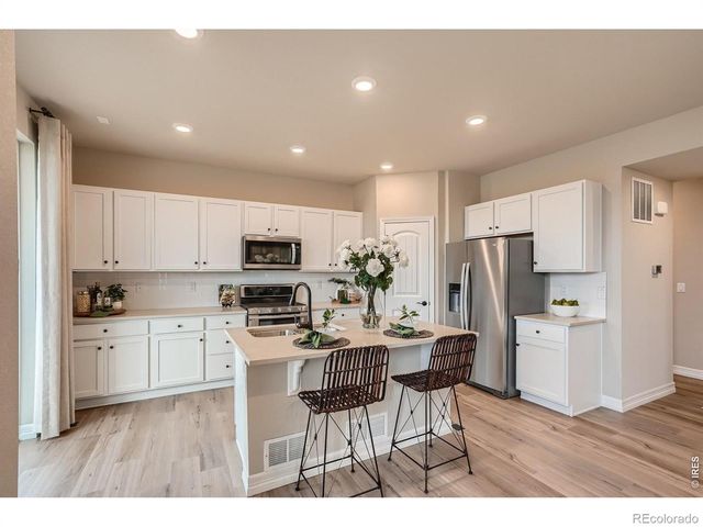 594 Crestone Street, Johnstown, CO 80534