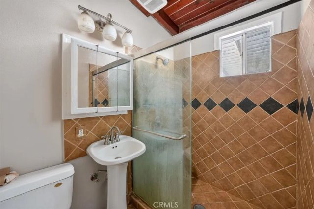 1540 Pico, San Fernando, CA 91340