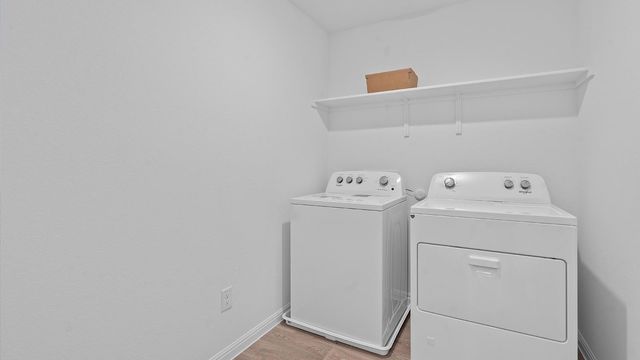 450 Globe Mallow CIR, Kyle, TX 78640