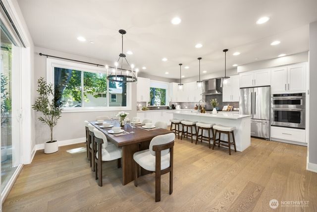 8021 NE 127th Lane, Kirkland, WA 98034