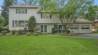 68 E Sherbrooke Pkwy, Livingston Twp., NJ 07039