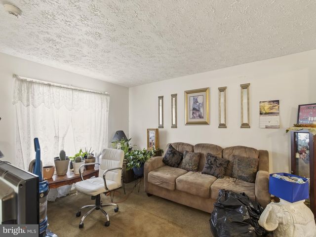 2123 FAIRCHILD CT, Waldorf, MD 20602