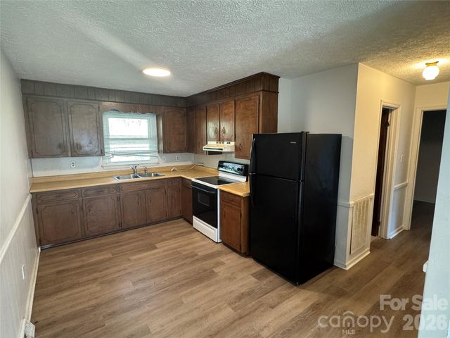 2706 and 2708 Harwell Street, Claremont, NC 28610