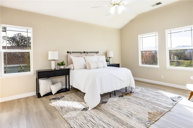 19857 Mountain S, Hidden Valley Lake, CA 95467