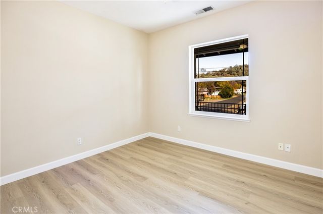 19857 Mountain S, Hidden Valley Lake, CA 95467