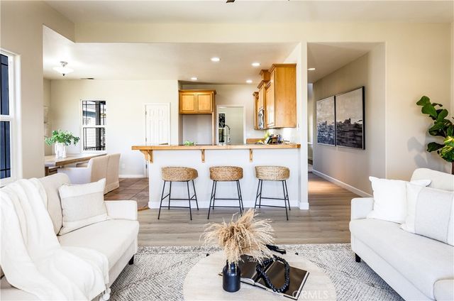 19857 Mountain S, Hidden Valley Lake, CA 95467